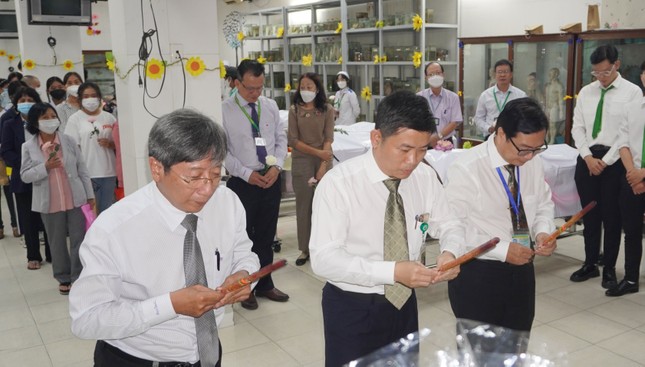 Nghi thức dâng hương tại Bộ môn Giải phẫu Nghi thức dâng hương tại Bộ môn Giải phẫu