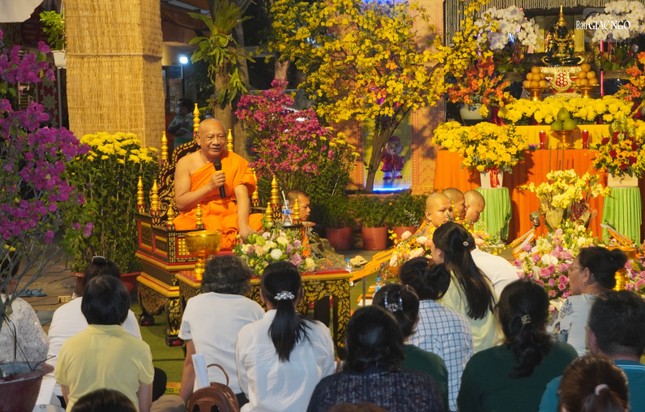 Thời pháp thoại tối Rằm tháng Giêng