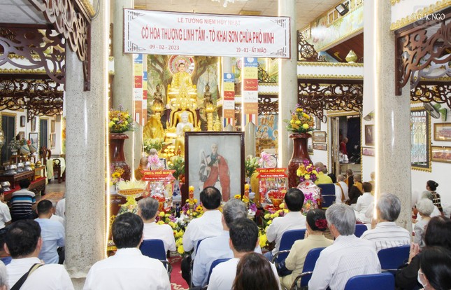 Trang nghiêm tưởng niệm lễ húy nhật Hòa thượng Thích Linh Tâm - khai sơn chùa Phổ Minh Trang nghiêm tưởng niệm lễ húy nhật Hòa thượng Thích Linh Tâm - khai sơn chùa Phổ Minh