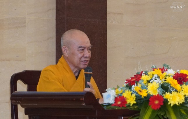 Hòa thượng Thích Nhật Hỷ thuyết giảng Hòa thượng Thích Nhật Hỷ thuyết giảng