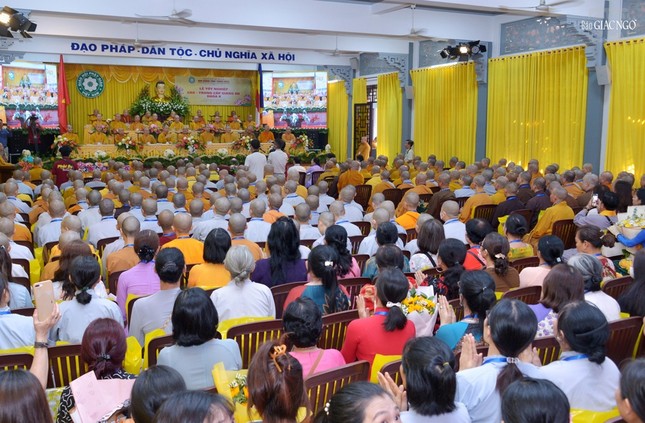 Lễ tốt nghiệp lớp đào tạo Cao - Trung cấp giảng sư khóa X (2019-2022) diễn ra tại thiền viện Quảng Đức - Văn phòng II TƯGH