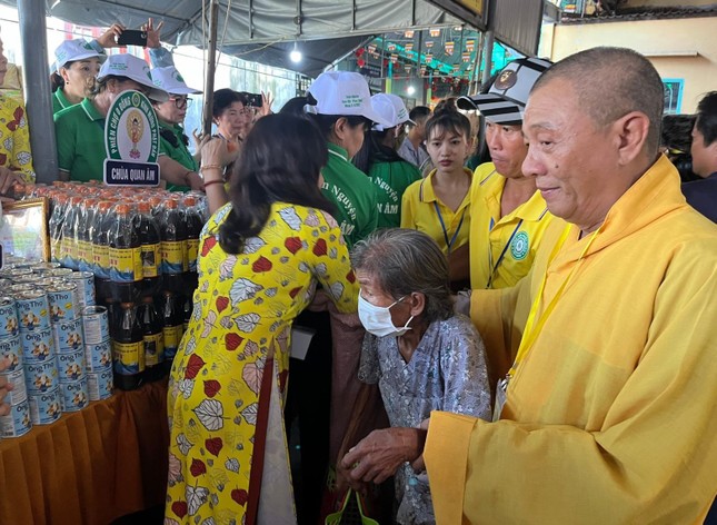 Phiên chợ 0 đồng Phiên chợ 0 đồng