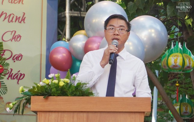 Ông Lê Tấn Tài, Chủ tịch UBMTTQVN Q.12 phát biểu chúc mừng