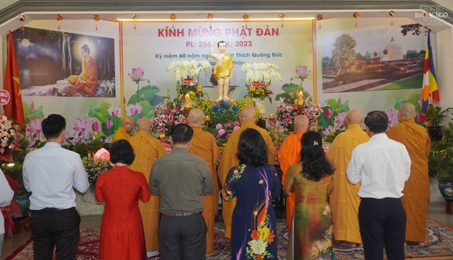 Khóa lễ diễn ra tại chùa Huỳnh Kim