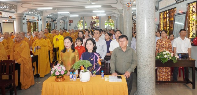 Đại diện chính quyền tham dự