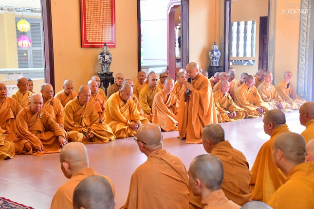 Trượng hạ tổ đình Ấn Quang với gần 100 vị an cư tại chỗ Trượng hạ tổ đình Ấn Quang với gần 100 vị an cư tại chỗ