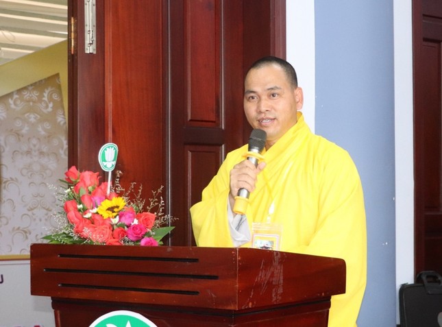 Thượng tọa Thích Thiện Thông phát biểu Thượng tọa Thích Thiện Thông phát biểu