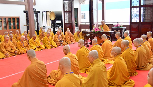 Đại đức Thích Trung Nghĩa, Trưởng ban Nghi lễ GHPGVN Q.10 trùng tuyên giới luật