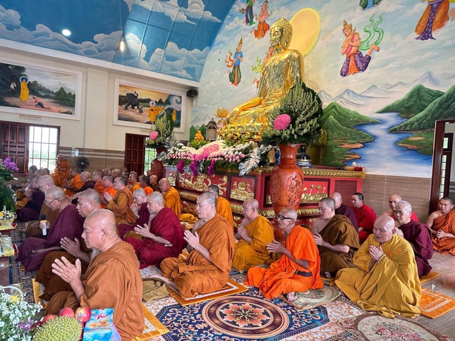 Chư tôn đức tưởng niệm Thượng tọa Thích Thiện Minh Chư tôn đức tưởng niệm Thượng tọa Thích Thiện Minh