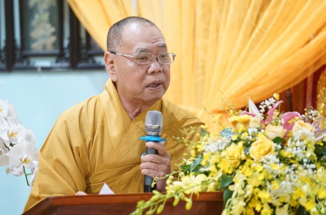 Hòa thượng Thích Thiện Pháp đọc điếu văn tưởng niệm - Ảnh: Tường Huy