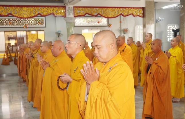 Ba tháng an cư sẽ là những dấu ấn đáng nhớ trong cuộc đời tu học của hành giả, tạo ra được những bước chuyển hóa tâm, đánh dấu những thành tựu, pháp lạc trong sự hành trì Ba tháng an cư sẽ là những dấu ấn đáng nhớ trong cuộc đời tu học của hành giả, tạo ra được những bước chuyển hóa tâm, đánh dấu những thành tựu, pháp lạc trong sự hành trì