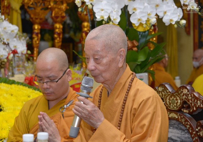 Đức Pháp chủ GHPGVN ban lời đạo từ chứng minh