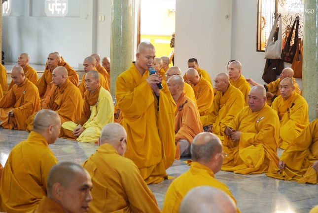 Tác bạch kiểm Tăng