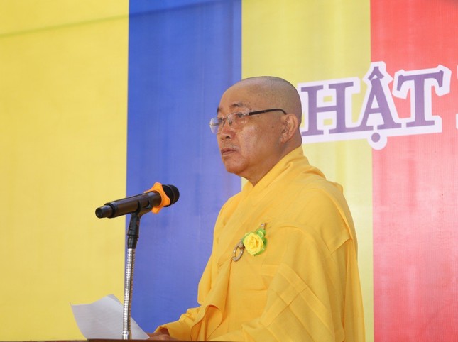 Hòa thượng Thích Minh Nhật phát biểu khai mạc