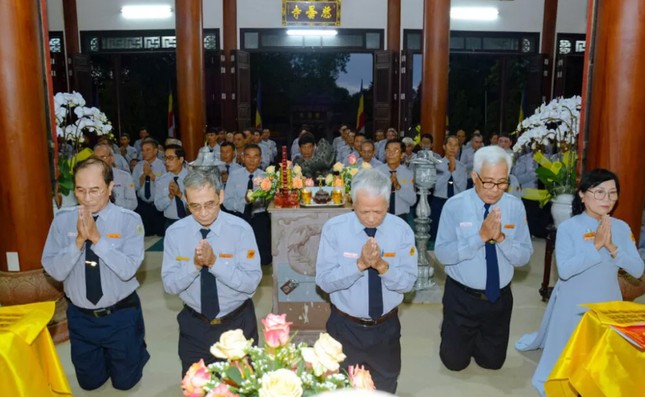 Khóa lễ thọ cấp Tấn diễn ra tại chánh điện tổ đình Từ Đàm