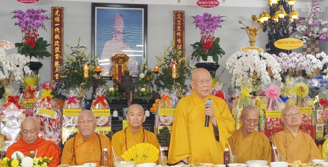 Hòa thượng Thích Như Niệm ban đạo từ chứng minh