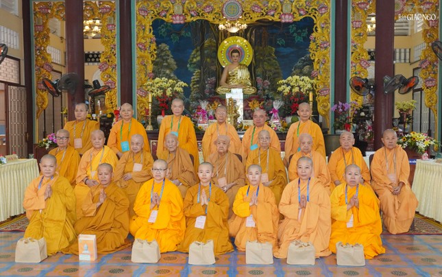 Giới tử thọ giới Tỳ-kheo-ni và Hội đồng Thập sư, Ban Điều hành tại giới trường tịnh xá Ngọc Phương thuộc Đại giới đàn Bửu Huệ