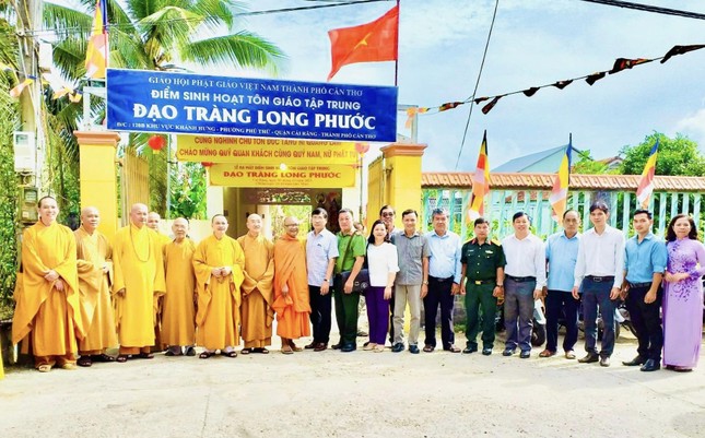 Điểm sinh hoạt tôn giáo tập trung Long Phước tại Q.Cái Răng, TP.Cần Thơ Điểm sinh hoạt tôn giáo tập trung Long Phước tại Q.Cái Răng, TP.Cần Thơ