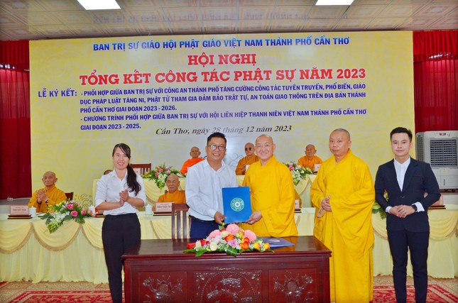 Ký kết công tác phối hợp giữa Ban Trị sự GHPGVN TP.Cần Thơ và Hội Liên hiệp Thanh niên Việt Nam thành phố giai đoạn 2023-2025