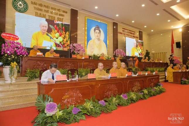 Chư tôn đức Ban Trị sự GHPGVN TP.HCM, các ban ngành TP tham dự Chư tôn đức Ban Trị sự GHPGVN TP.HCM, các ban ngành TP tham dự