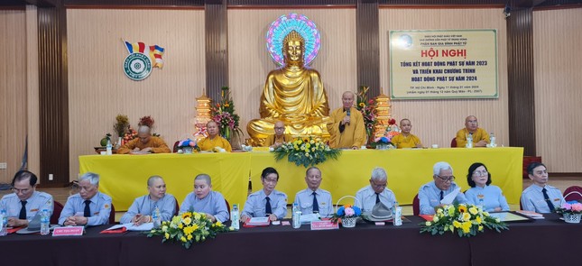 Thượng tọa Thích Phước Nghiêm đạo từ chứng minh