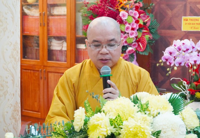 Thượng tọa Thích Thiện Tài đại diện Ban Thư ký Phật giáo quận báo cáo tổng kết hoạt động Phật sự năm 2023 Thượng tọa Thích Thiện Tài đại diện Ban Thư ký Phật giáo quận báo cáo tổng kết hoạt động Phật sự năm 2023