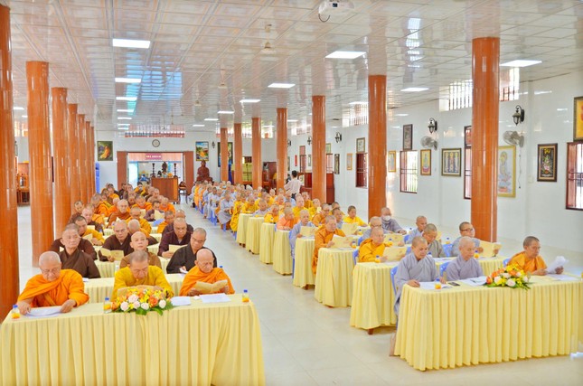 Tăng Ni trụ trì các tự viện tham dự Tăng Ni trụ trì các tự viện tham dự