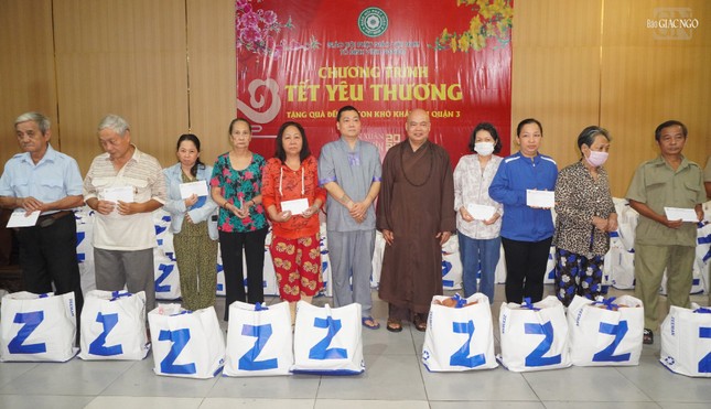Chương trình Tết yêu thương tại chùa Vĩnh Nghiêm Chương trình Tết yêu thương tại chùa Vĩnh Nghiêm