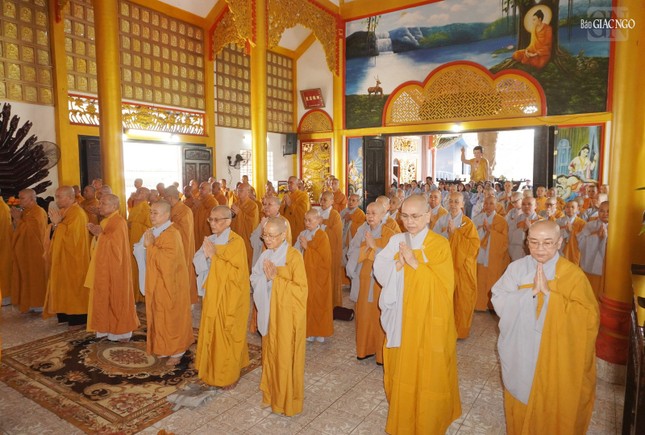 Bố-tát là sinh hoạt không thể thiếu trong đời sống của Tăng đoàn