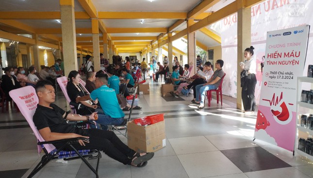 Có 158 người hiến máu tình nguyện tại chùa Vĩnh Nghiêm sáng 17-3