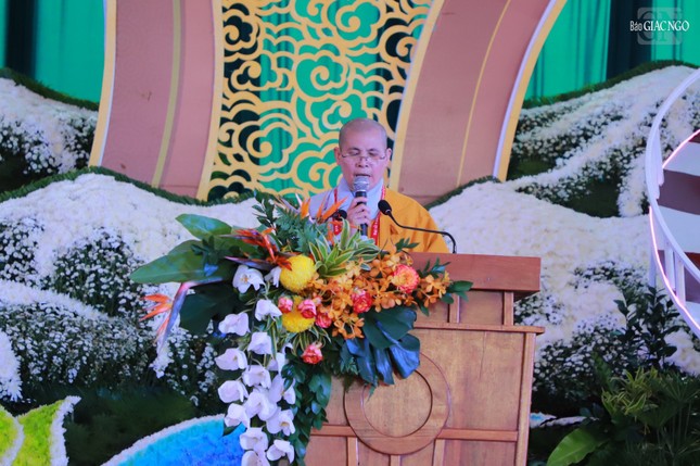 Ni sư Thích nữ Như Hương phát biểu khai mạc