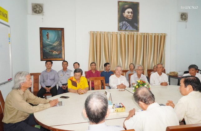 Quang cảnh buổi tọa đàm