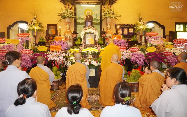 Khóa lễ tại Tổ đường Khóa lễ tại Tổ đường