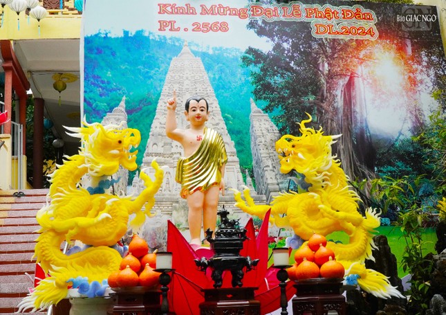 Lễ đài tại chùa Phước Hải, Q.10