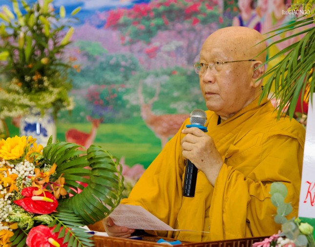 Trưởng lão Hòa thượng Thích Như Niệm cung tuyên Thông điệp Phật đản Phật lịch 2568 của Đức Pháp chủ GHPGVN