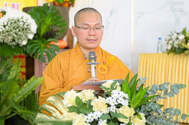 Đại đức Thích Thiện Tâm tuyên đọc Diễn văn Phật đản Phật lịch 2568