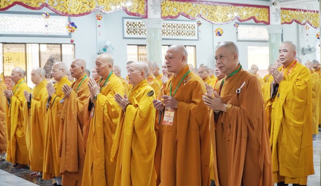 Khóa An cư kiết hạ Phật lịch 2568, Ban Trị sự GHPGVN Q.Gò Vấp tổ chức điểm an cư dành cho chư Tăng tại chùa Huỳnh Kim và tu viện Quảng Hương Già Lam