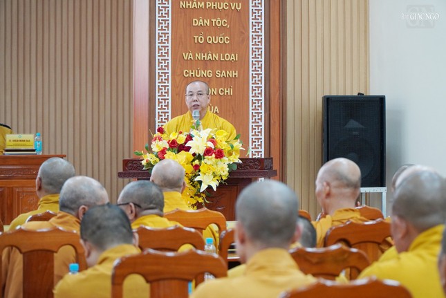 Thượng tọa Thích Giác Nghi phát biểu chào mừng