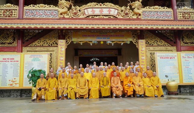 Ngày mai, 1-7-2024, đoàn tiếp tục thăm, thuyết giảng, cúng dường các trường hạ tỉnh Trà Vinh và Bến Tre