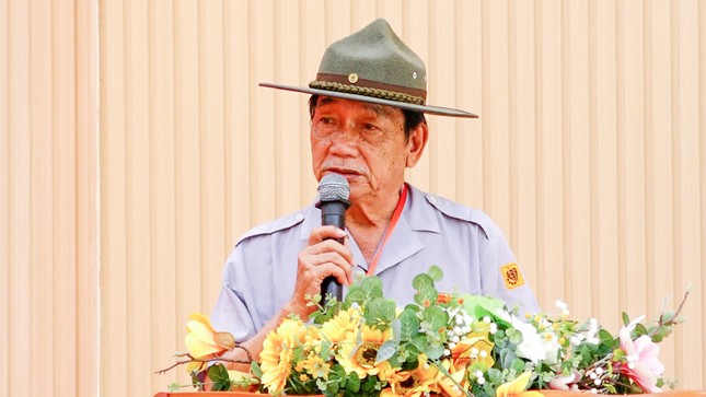 Huynh trưởng Thị cư Nguyễn Thanh Minh cảm tạ Huynh trưởng Thị cư Nguyễn Thanh Minh cảm tạ