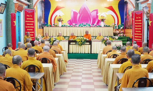 Thăm trường hạ tổ đình Vạn Thọ (Q.1) Thăm trường hạ tổ đình Vạn Thọ (Q.1)