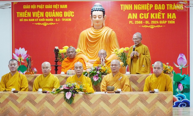 Hòa thượng Thích Huệ Trí phát biểu chào mừng Hòa thượng Thích Huệ Trí phát biểu chào mừng