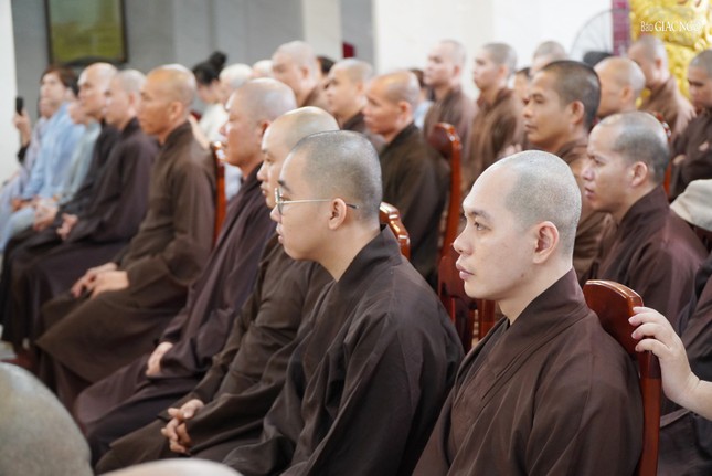 Chư hành giả tham dự