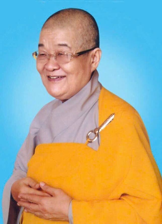 Di ảnh Ni trưởng Thích nữ Phước Hương Di ảnh Ni trưởng Thích nữ Phước Hương