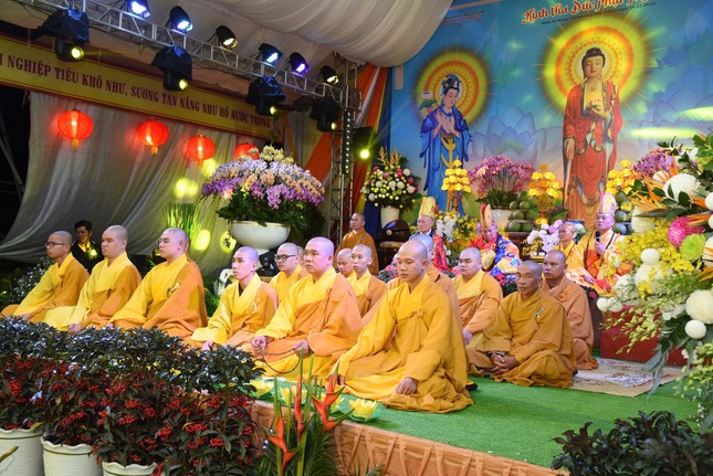 Chư tôn đức tham dự Chư tôn đức tham dự