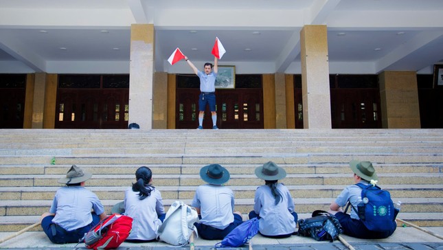 Nhận Semaphore - Ảnh: Bá Nam Nhận Semaphore - Ảnh: Bá Nam