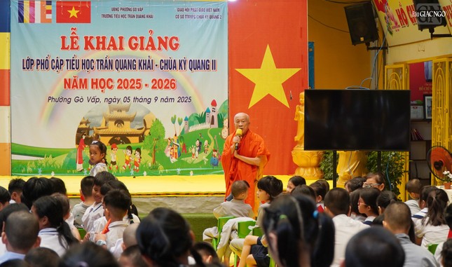 Hòa thượng Thích Thiện Chiếu phát biểu cảm tạ