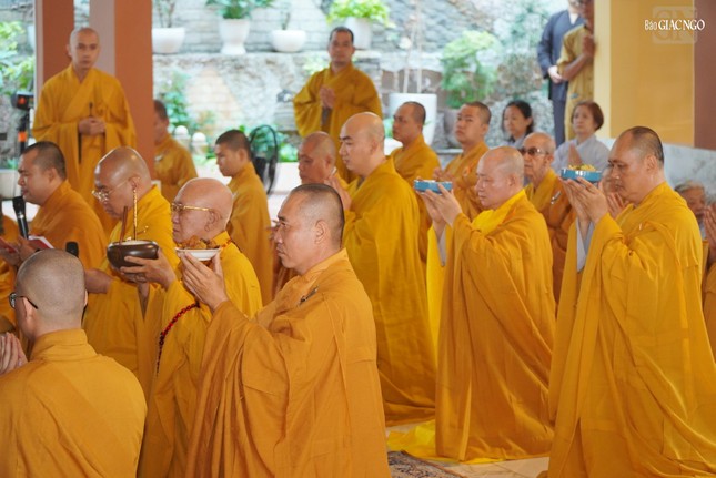 Khóa lễ cung tiến Giác linh Trưởng lão Hòa thượng