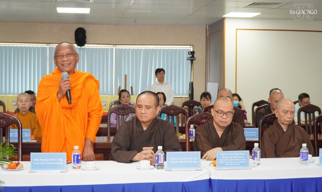 Hòa thượng Danh Lung cảm ơn chính quyền địa phương luôn quan tâm thăm hỏi và tạo điều kiện thuận lợi để các cơ sở tôn giáo trên địa bàn hoạt động Hòa thượng Danh Lung cảm ơn chính quyền địa phương luôn quan tâm thăm hỏi và tạo điều kiện thuận lợi để các cơ sở tôn giáo trên địa bàn hoạt động