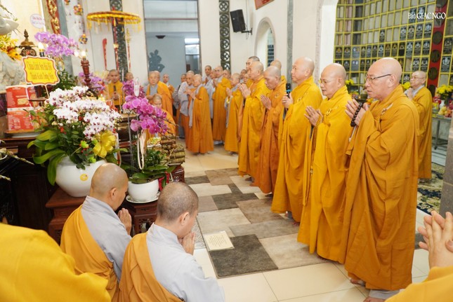 Tưởng niệm húy nhật Hòa thượng Thích Thanh Đức thuộc dòng Lâm tế Gia Phổ đời thứ 41, xuất thế năm Giáp Thìn, trụ thế 95 tuổi, viên tịch ngày 27-10- Mậu Dần, tại trú xứ Bửu Liên